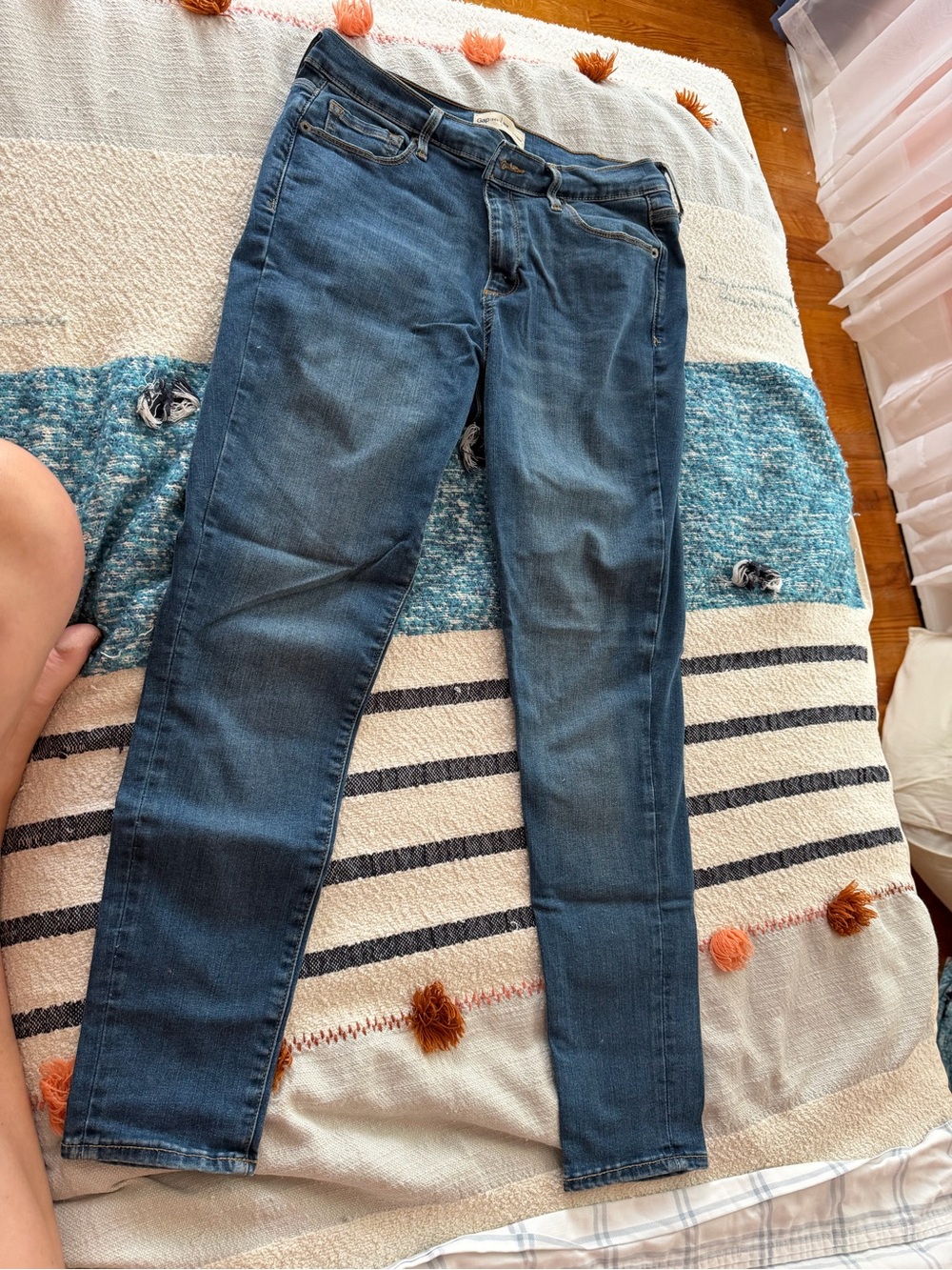 GAP Women's Dark Blue Skinny Jeans